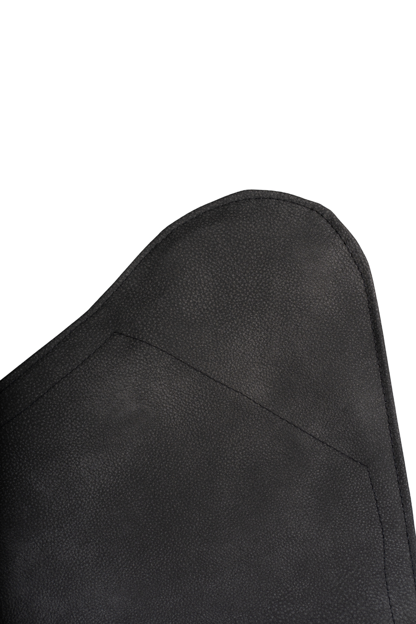 Keinonahkapäällinen lepakkotuoliin Varax musta