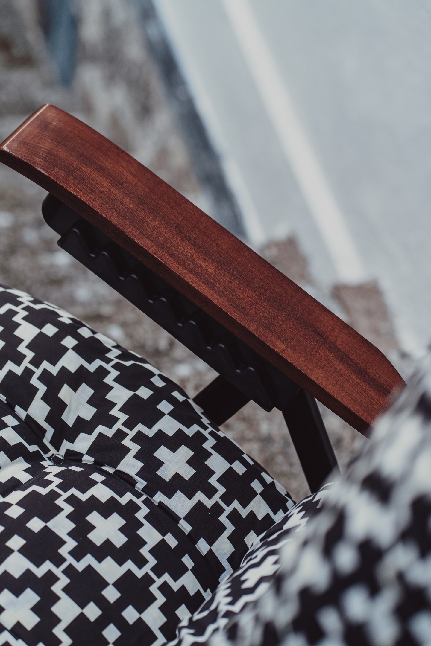 Baden Baden -tuoli Varax mustavalkoinen