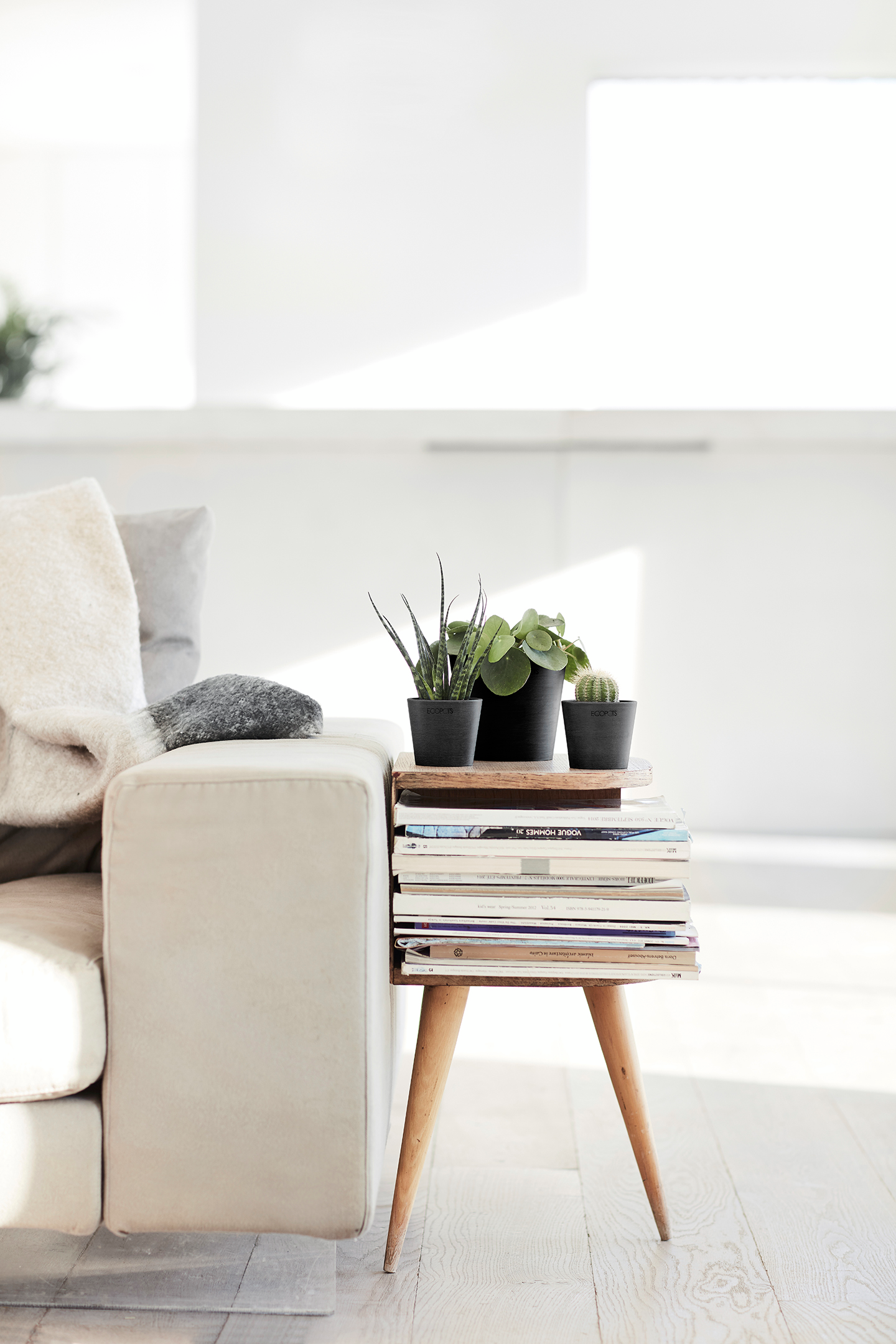 Ruukku Ecopots Amsterdam mini 8cm tummanharmaa