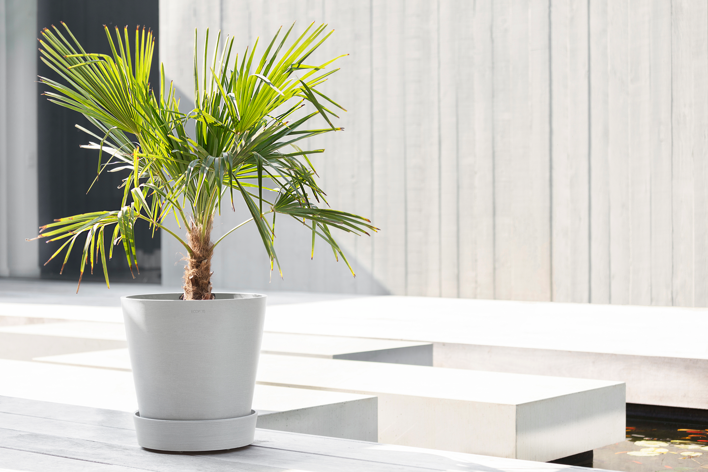 Aluslautanen pyörillä Ecopots 40cm valkoharmaa