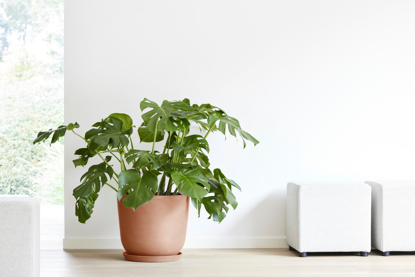 Ruukku Ecopots Oslo 55cm valkoharmaa