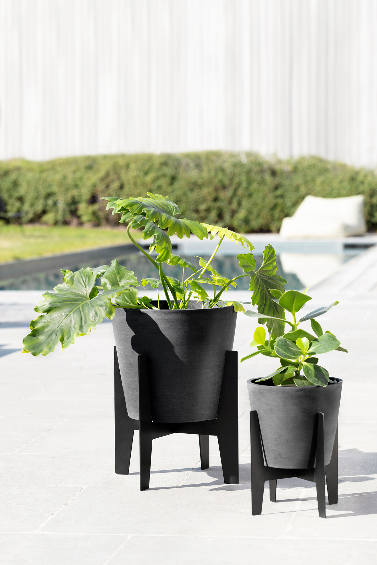 Jalusta Ecopots ruukulle 20cm musta