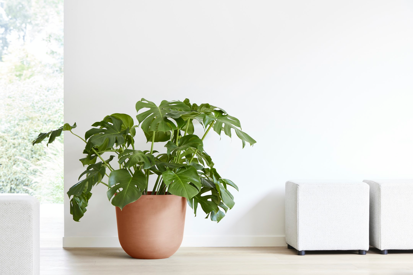 Ruukku Ecopots Oslo 55cm valkoharmaa