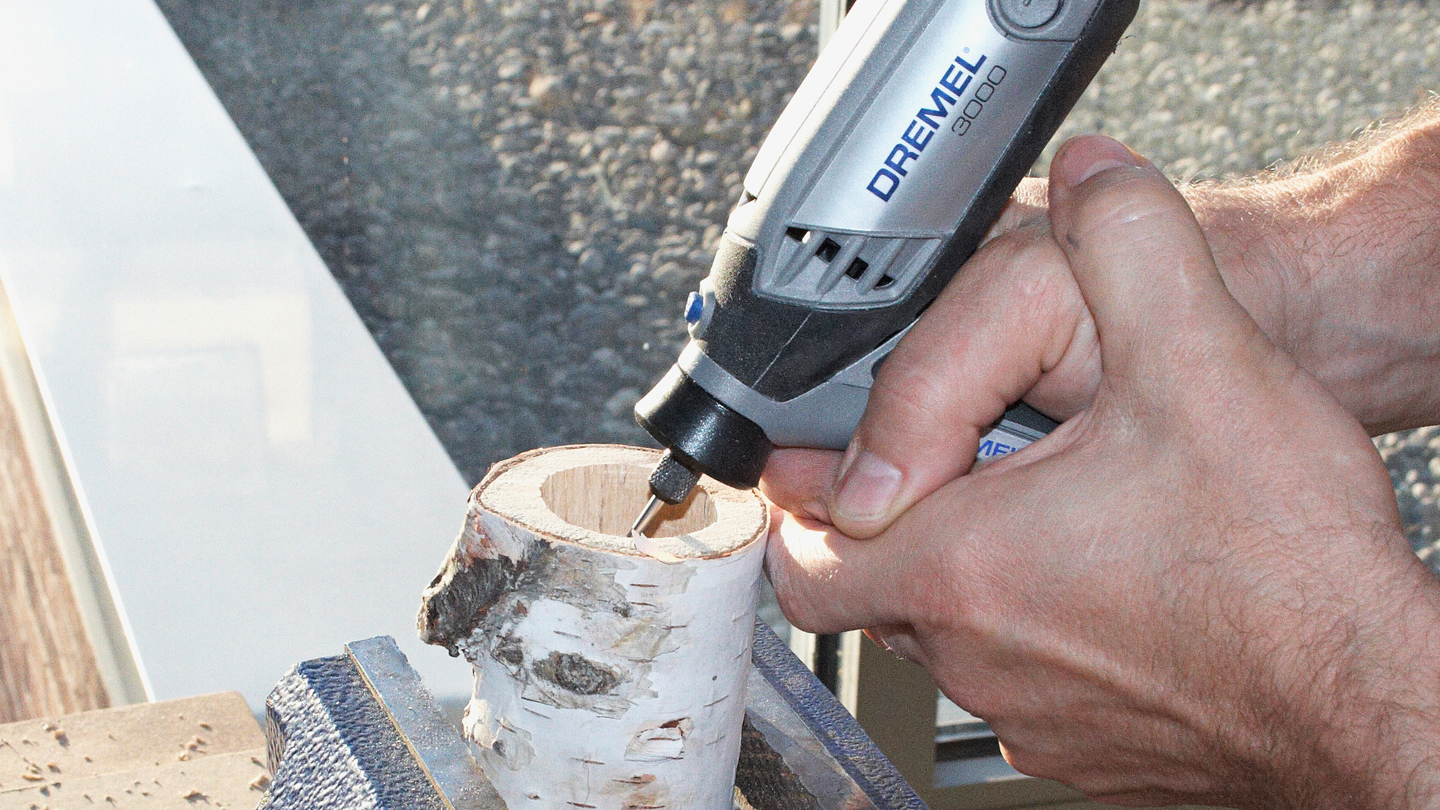 Tarkkuuskädensija Dremel  577