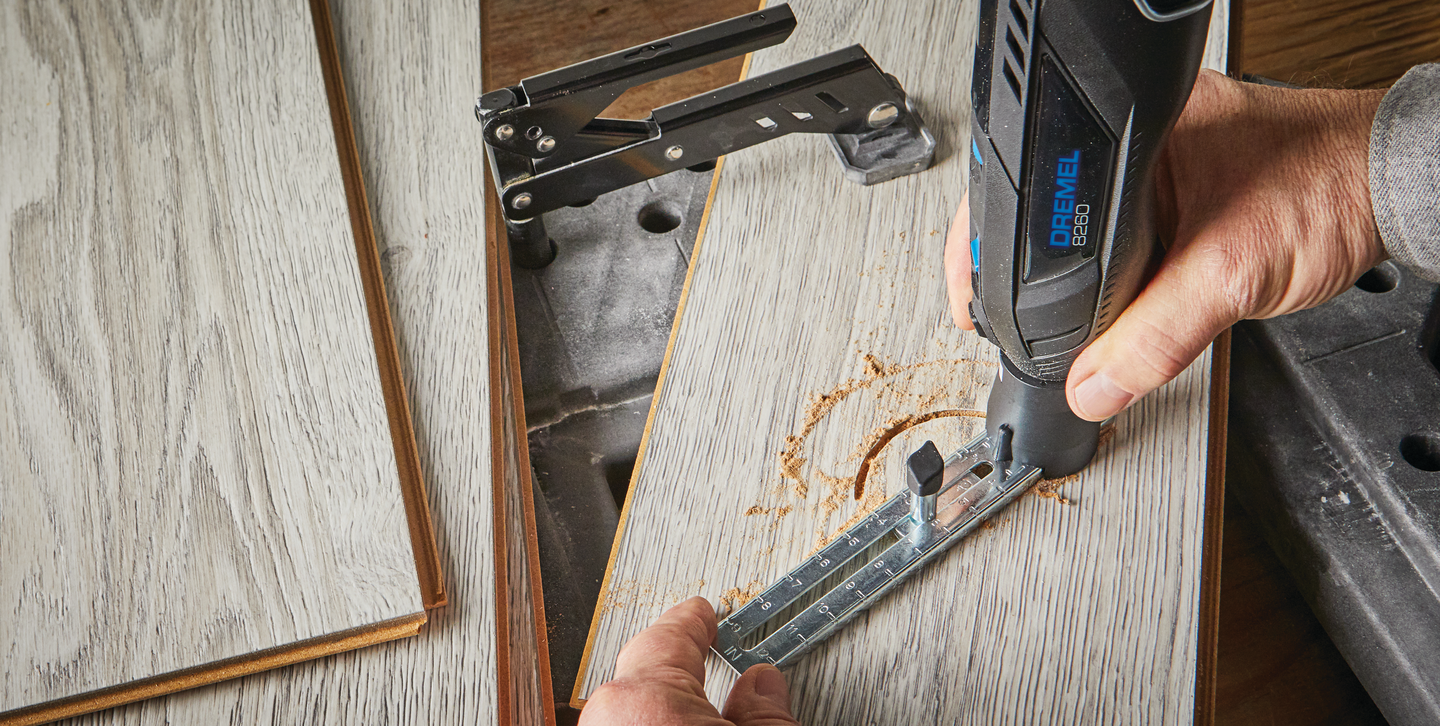 Viiva- ja ympyräleikkuri Dremel 678