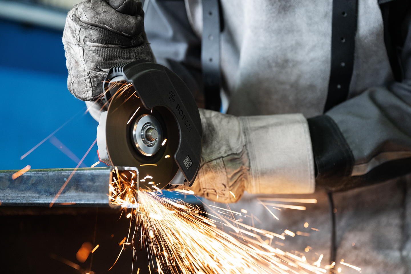 Kulmahiomakone Bosch GWS 12-125 + tärinävaimennettu kahva