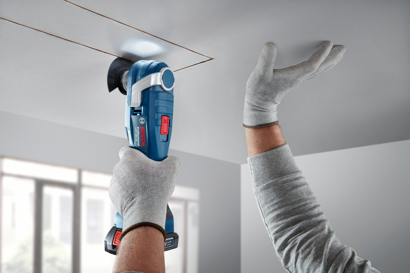 Akkumonitoimityökalu Bosch GOP 18V-34 Starlock Solo L-Boxx Kit