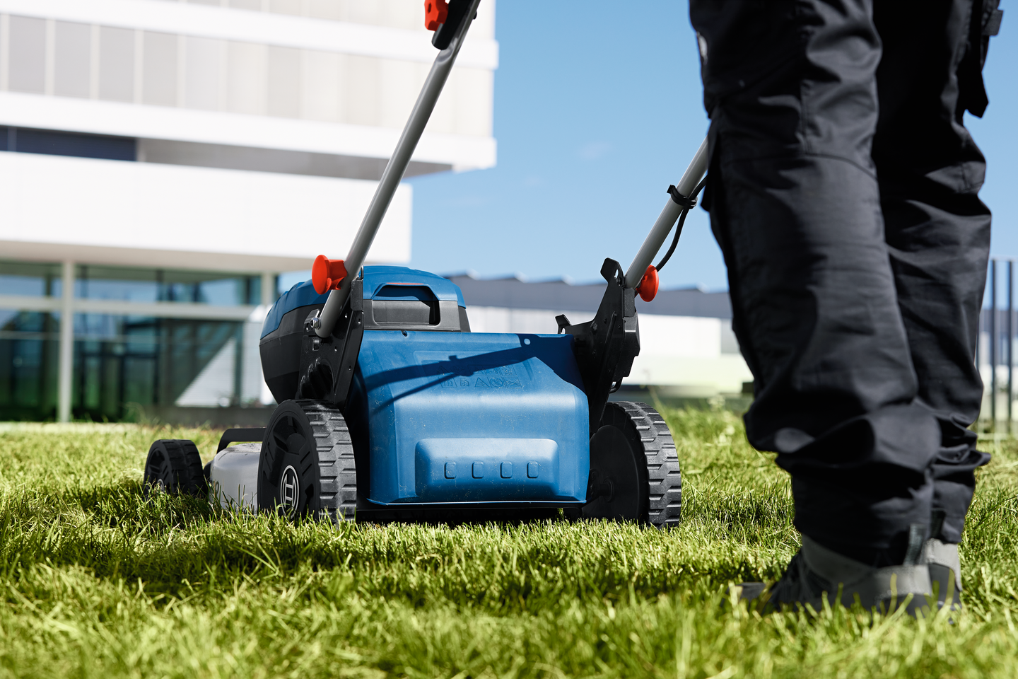 Akkuruohonleikkuri Bosch GRA 18V2-46 Solo