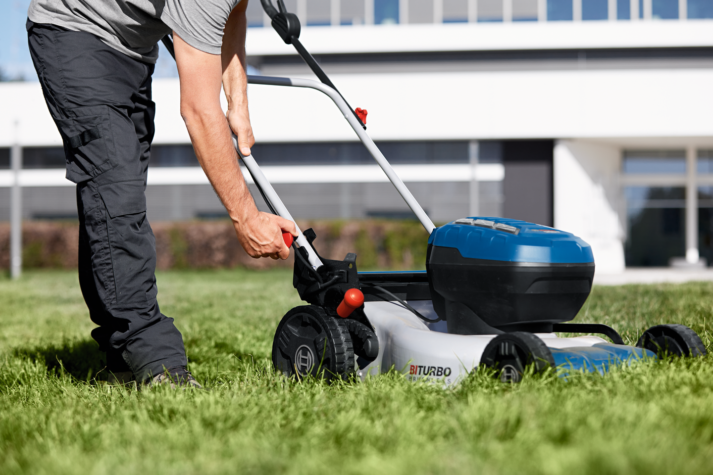 Akkuruohonleikkuri Bosch GRA 18V2-46 Solo