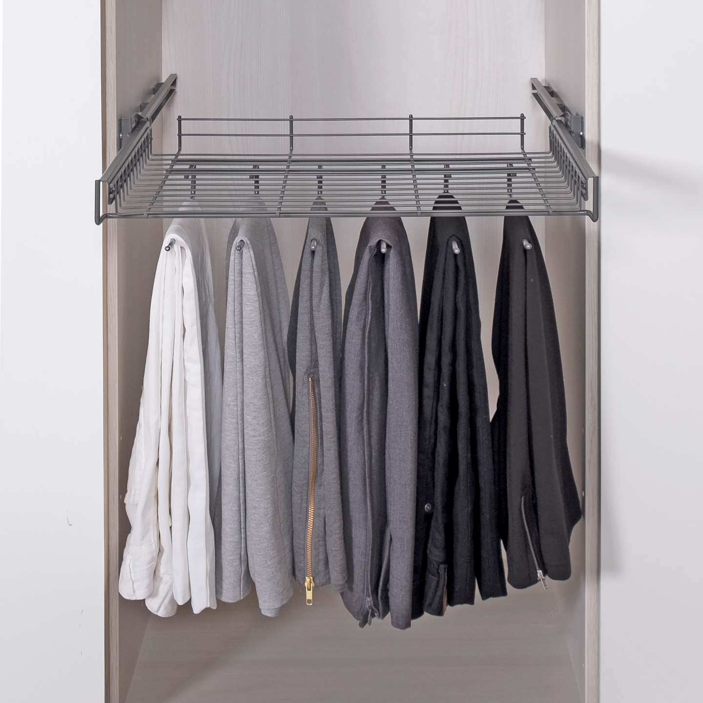 Housuteline LM 652 antrasiitti 60 cm kaappiin