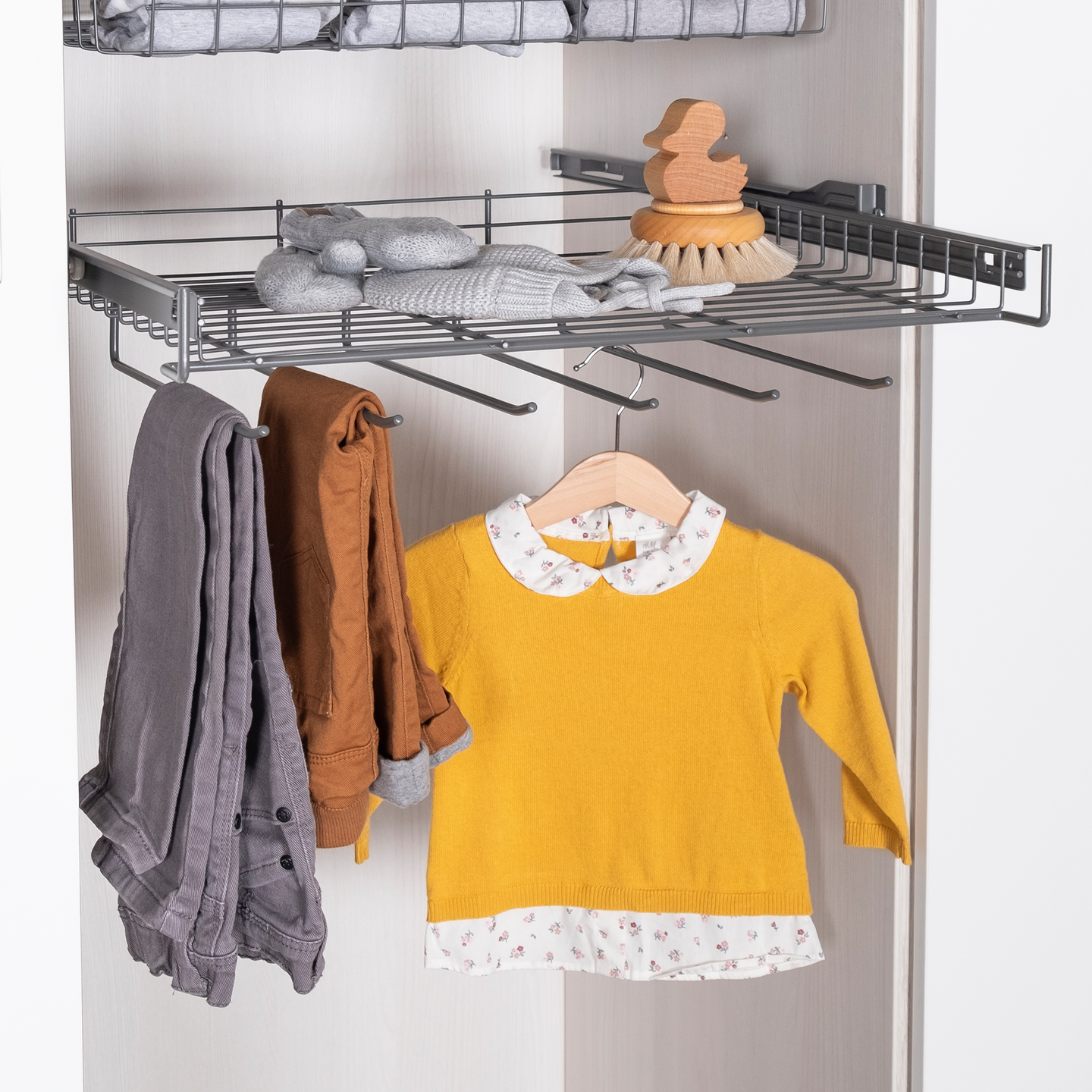 Housuteline LM 652 antrasiitti 60 cm kaappiin