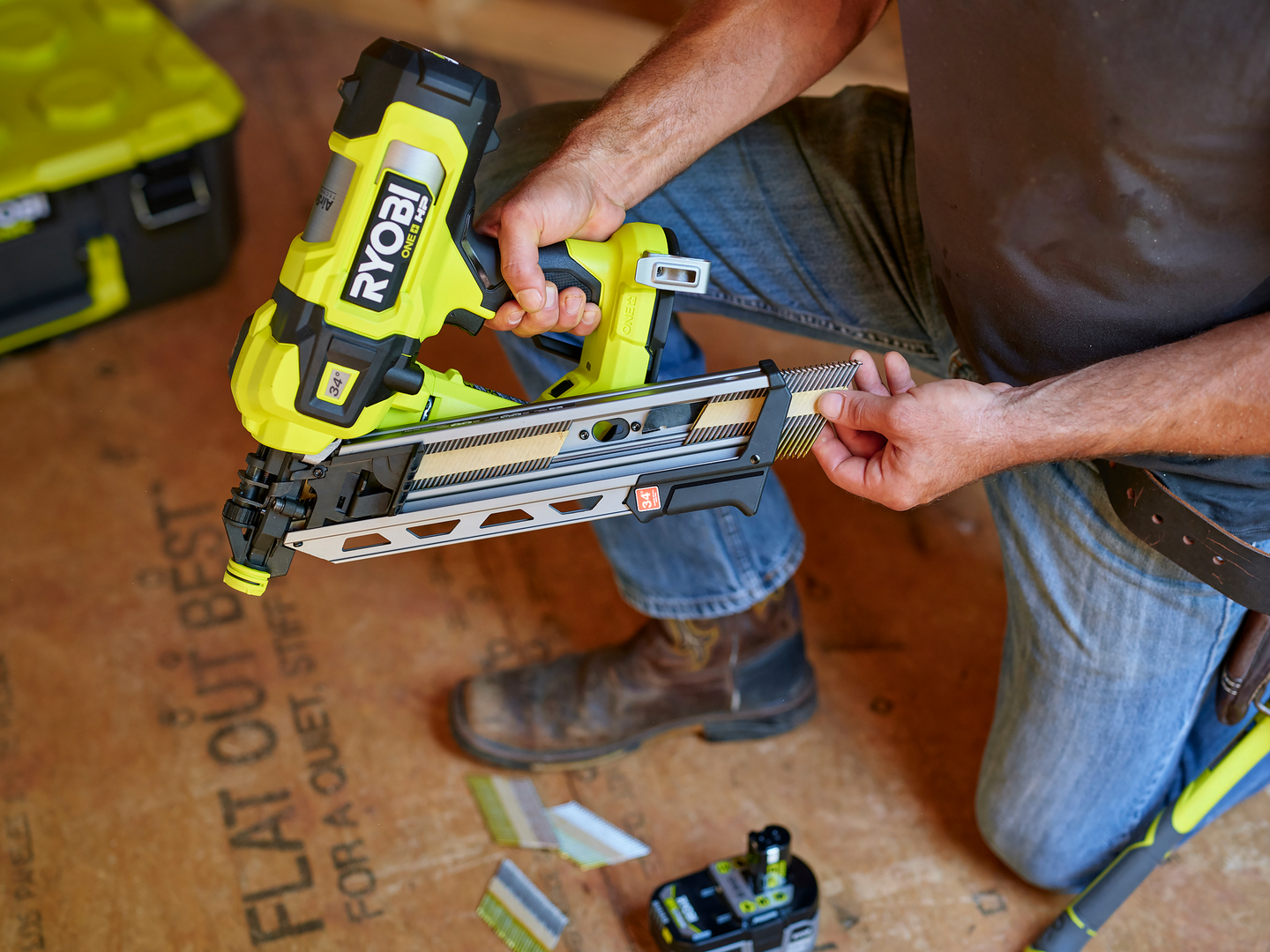 Runkonaulain Ryobi RFN1834X-0 18V ONE+ 50-90mm naulat hiiliharjaton ei akkua