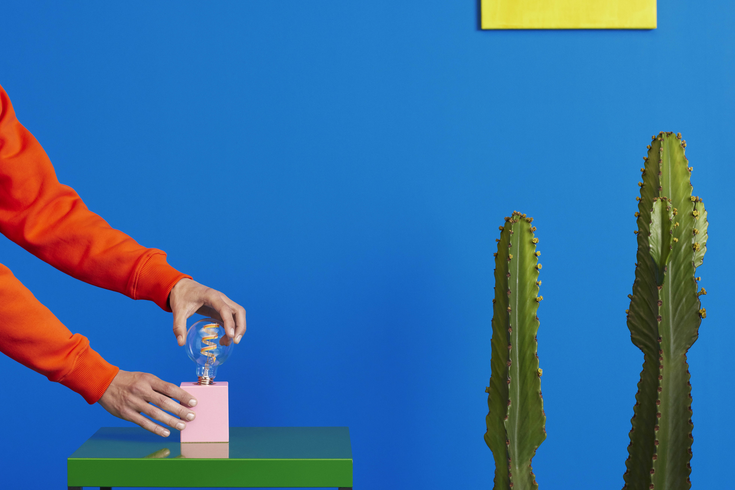 Led-filamenttilamppu WiZ E27 470lm 6,3W A60 2200-6500K RGB lasi