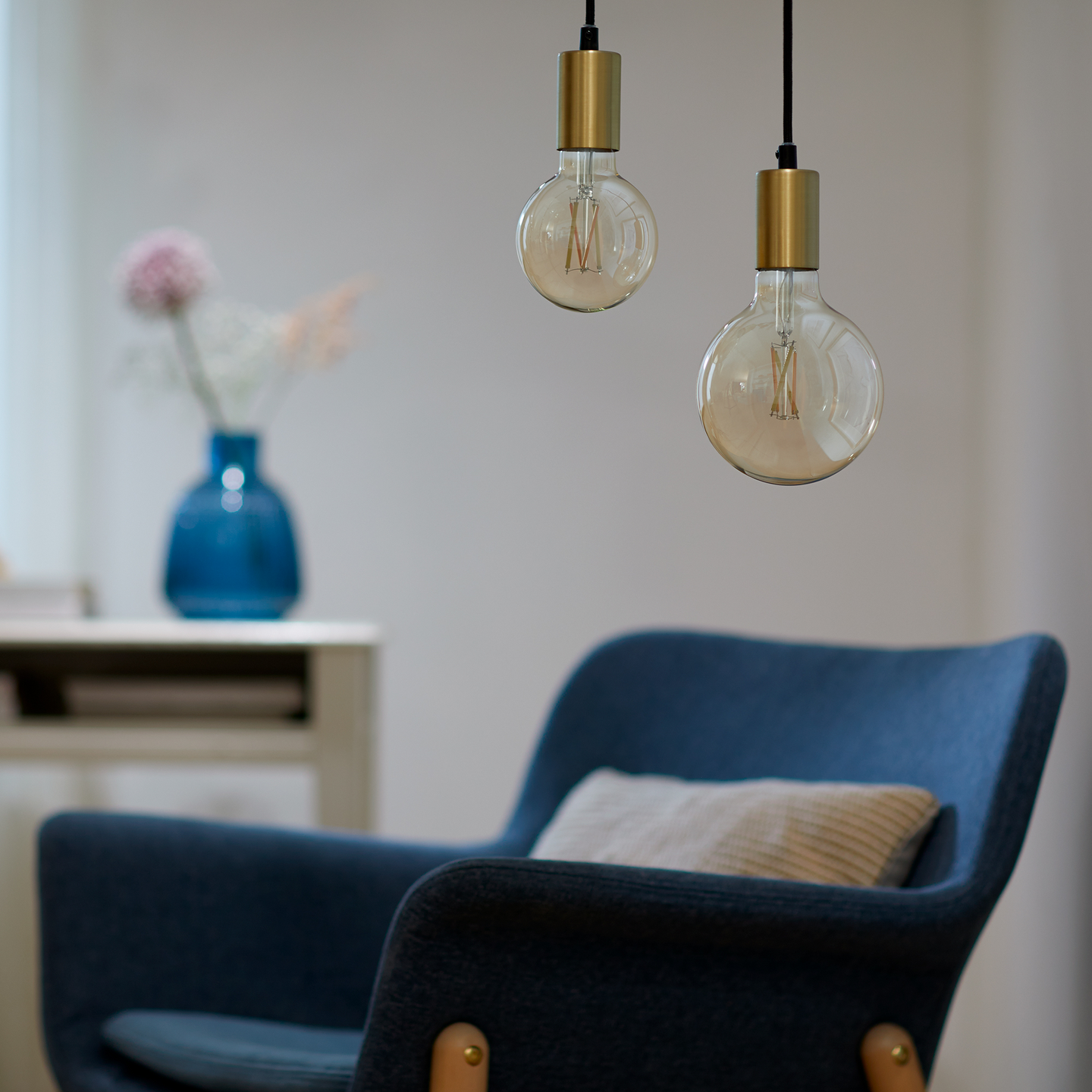 Led-lamppu WiZ Wi-Fi 7W E27 G95 927-65 Filament Tunable White kirkas