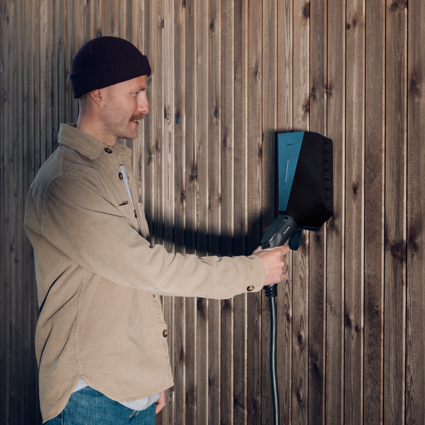 Latausasema Easee Charge Lite 11kw musta