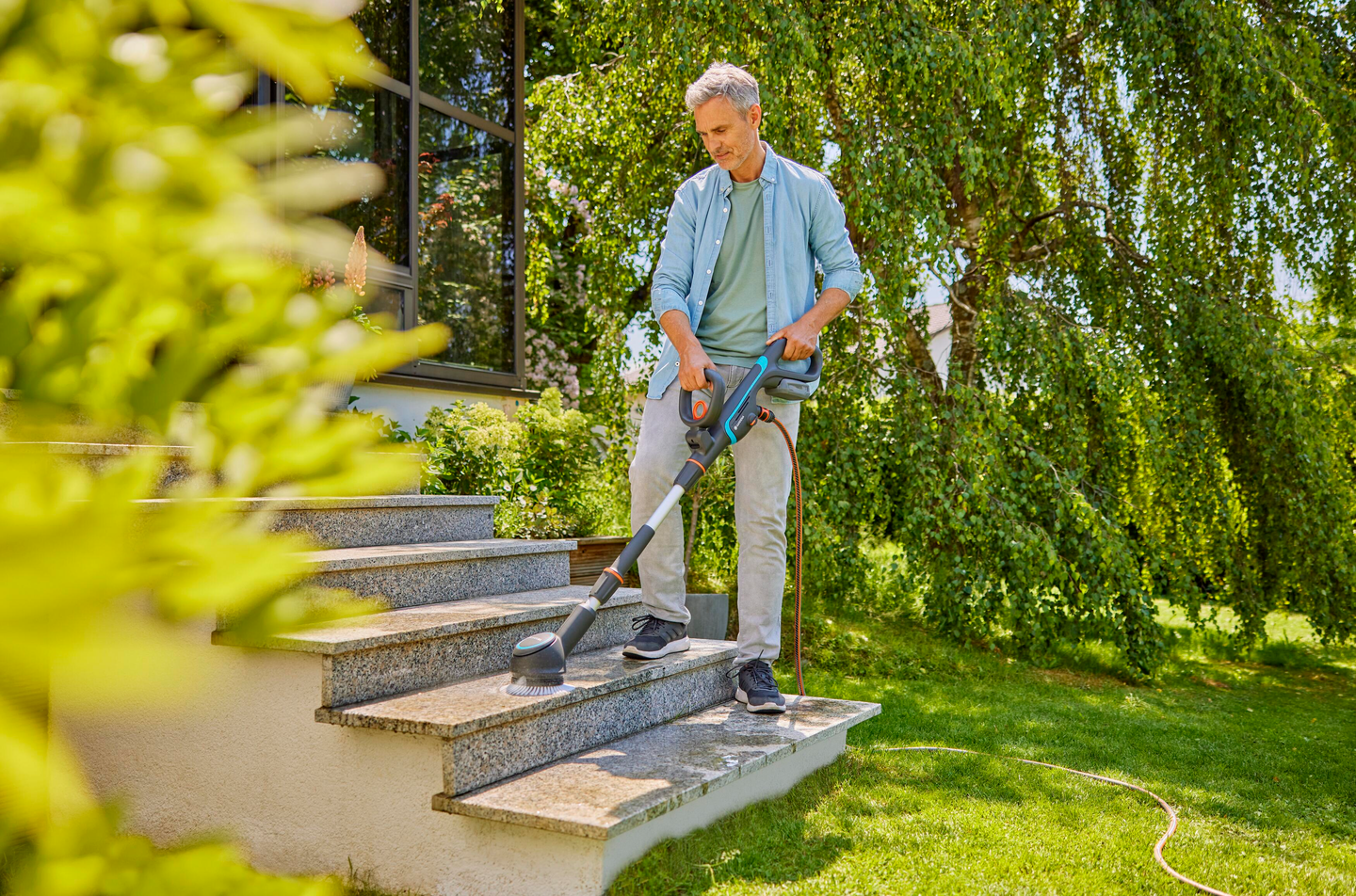 Terassipesuri Gardena AquaBrush Universal 18 V P4A sis. yleisharjan