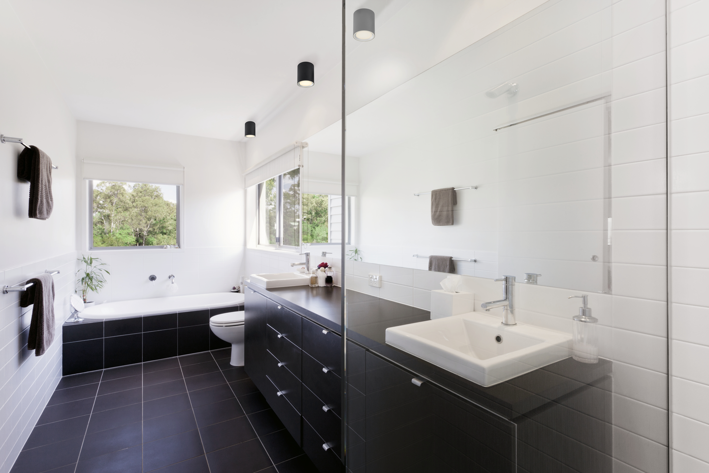 Alasvalo Nordlux Fallon led 8,5W 500lm 2700K pinta musta/teräs