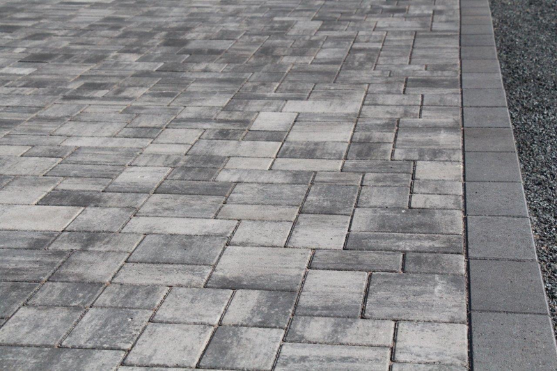 Roomankivet Lakka 60 mustavalkoinen