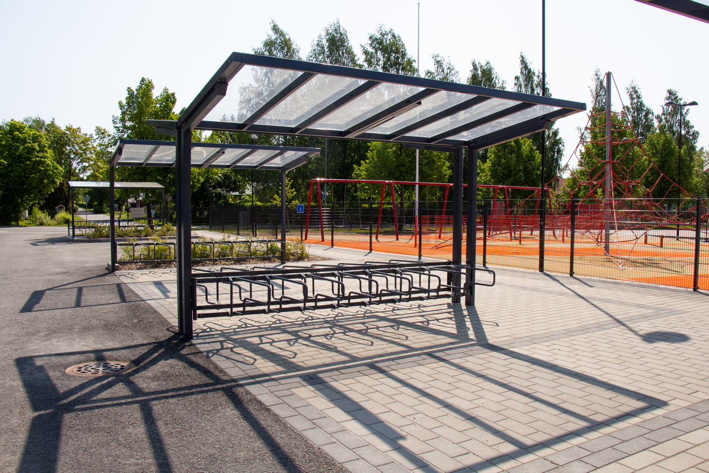 Katukivi Lakka 80 musta