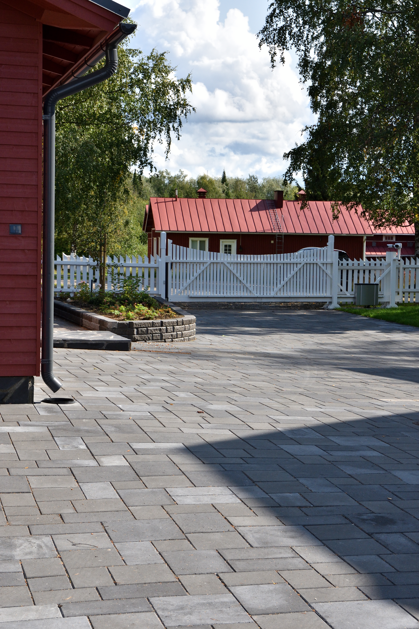 Roomalaiset pienet kivet Lakka 80 musta