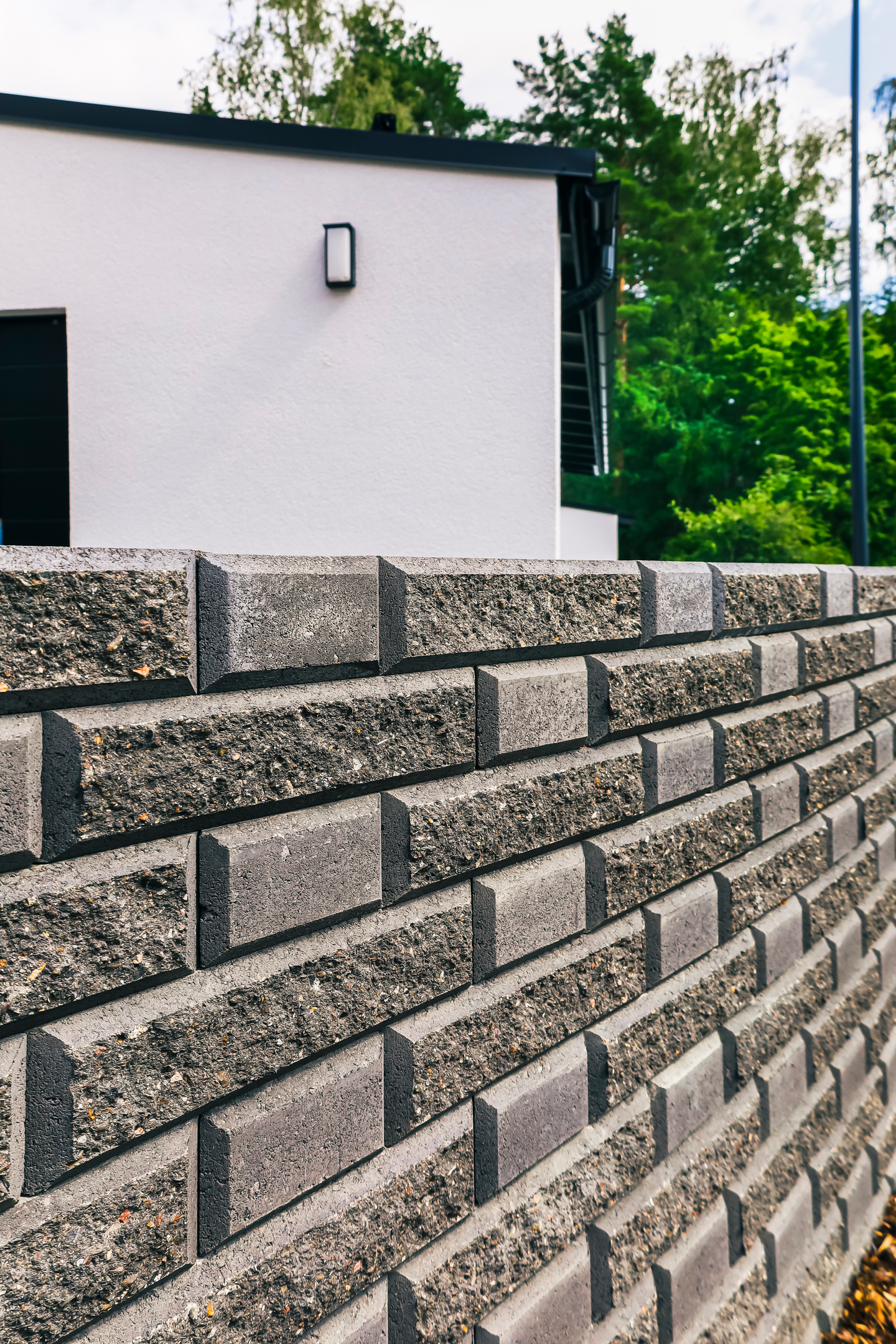 Lohkokansikivi Lakka musta