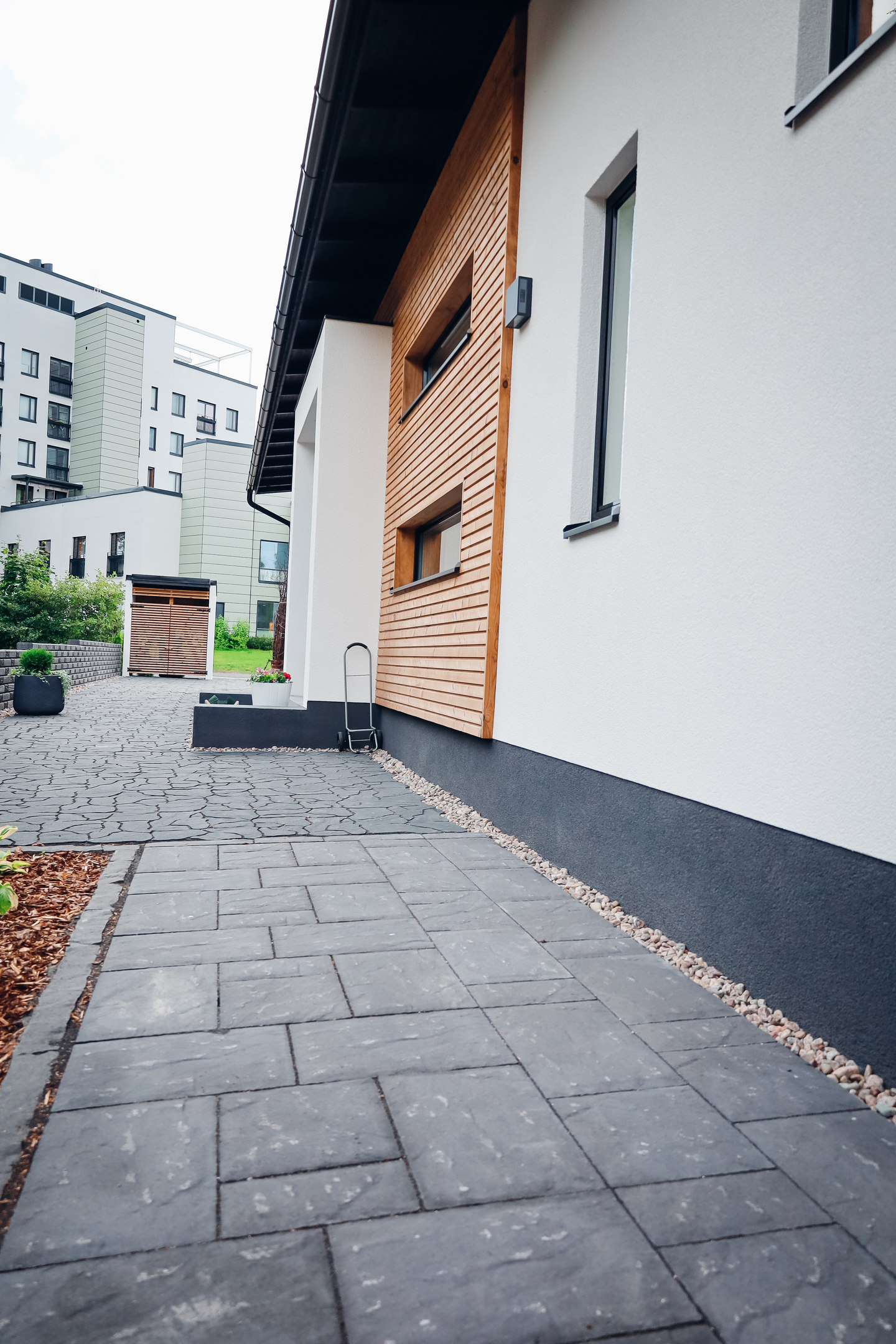 Pihakivisarja Lakka Loimukivet 60mm musta 3 eri kokoa lava 9,5m²