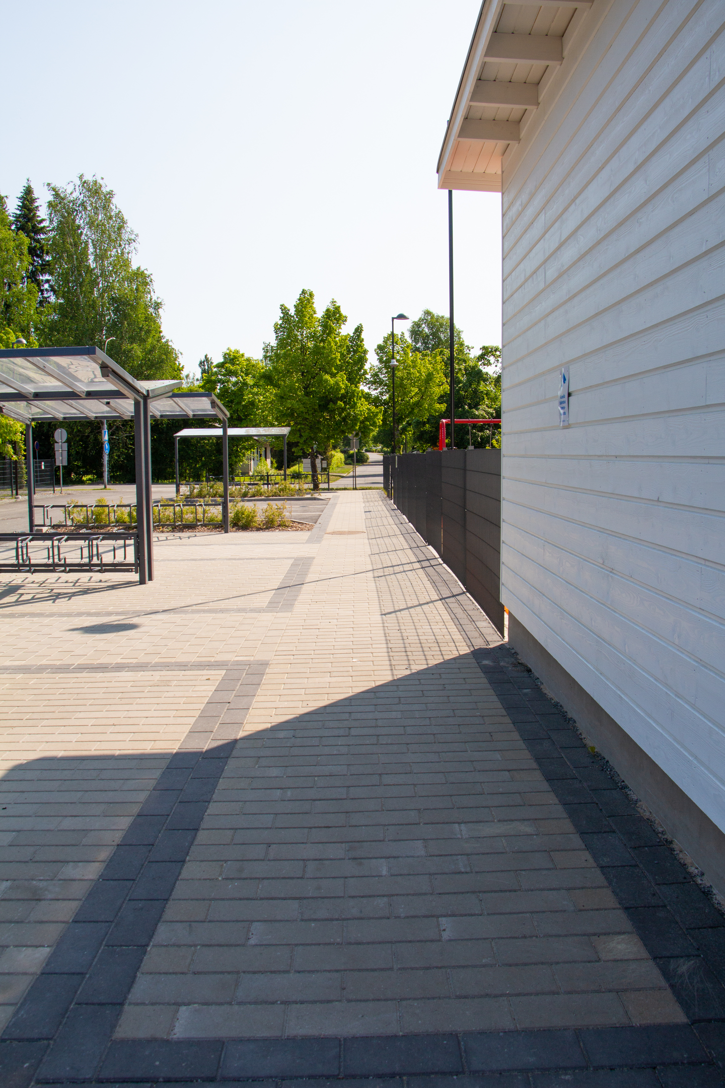 Katukivi Lakka 80 musta