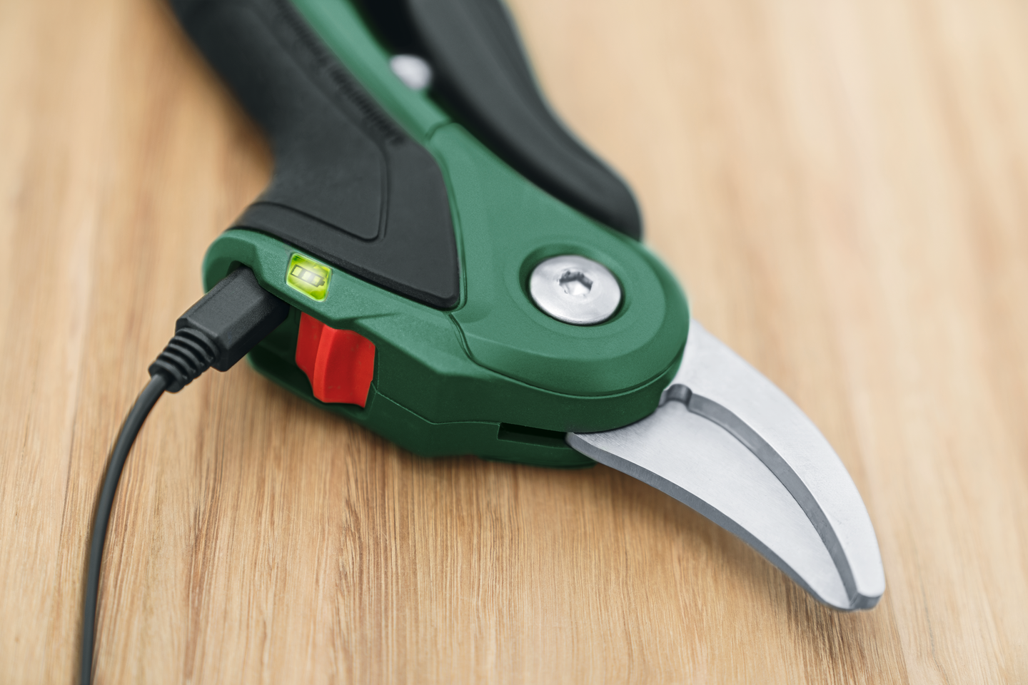 Akkuoksasakset Bosch EasyPrune 3,6V