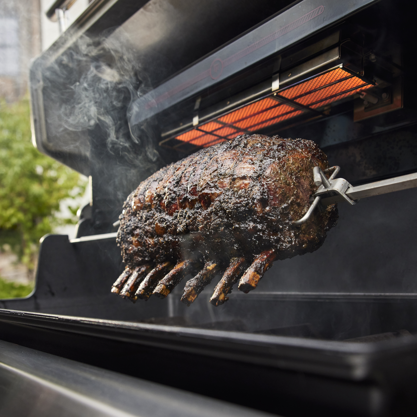 SUMMIT® WEBER E GASOLGRILL, BLACK