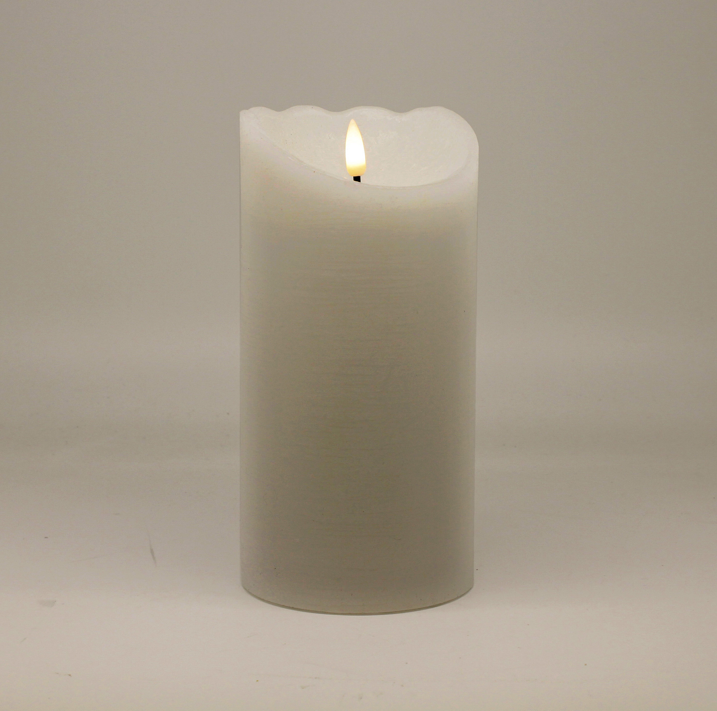 Led-lyhtykynttilä Cello Rustic 20cm valkoinen