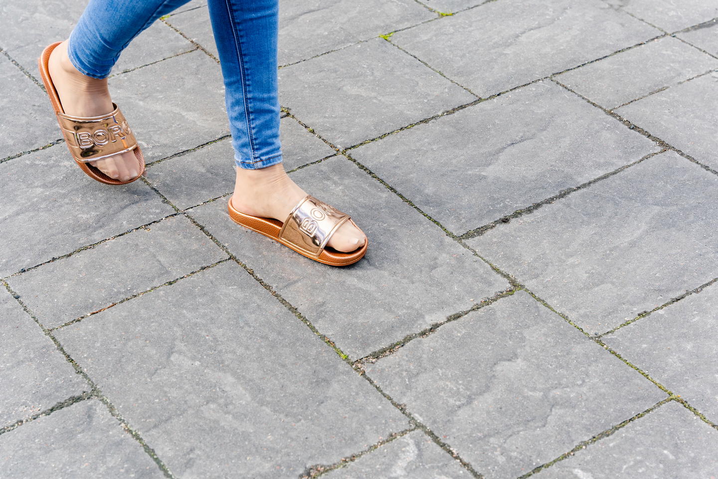 Loimuhulekivet 80 Lakka musta