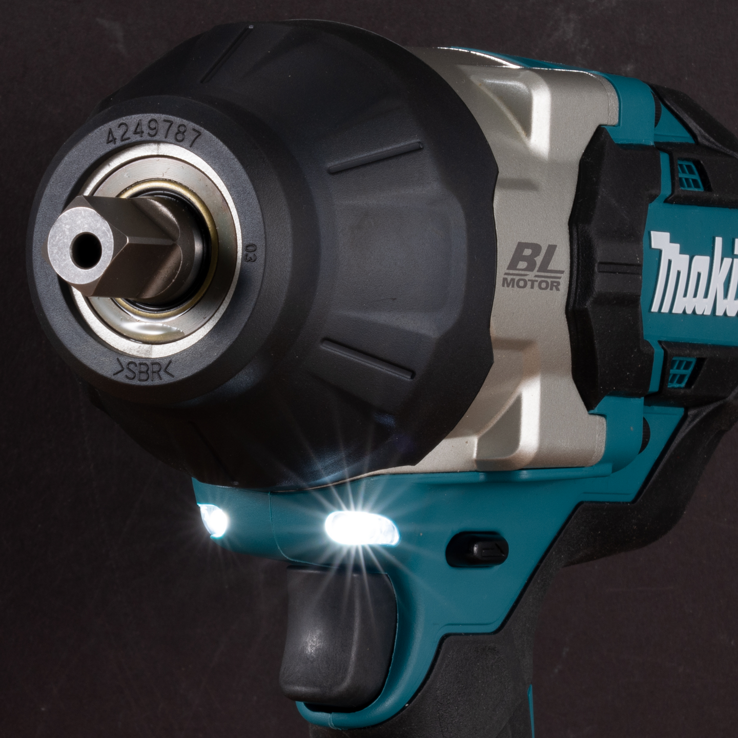 Iskevä akkumutterinväännin Makita DTW1004Z 18V LXT runko
