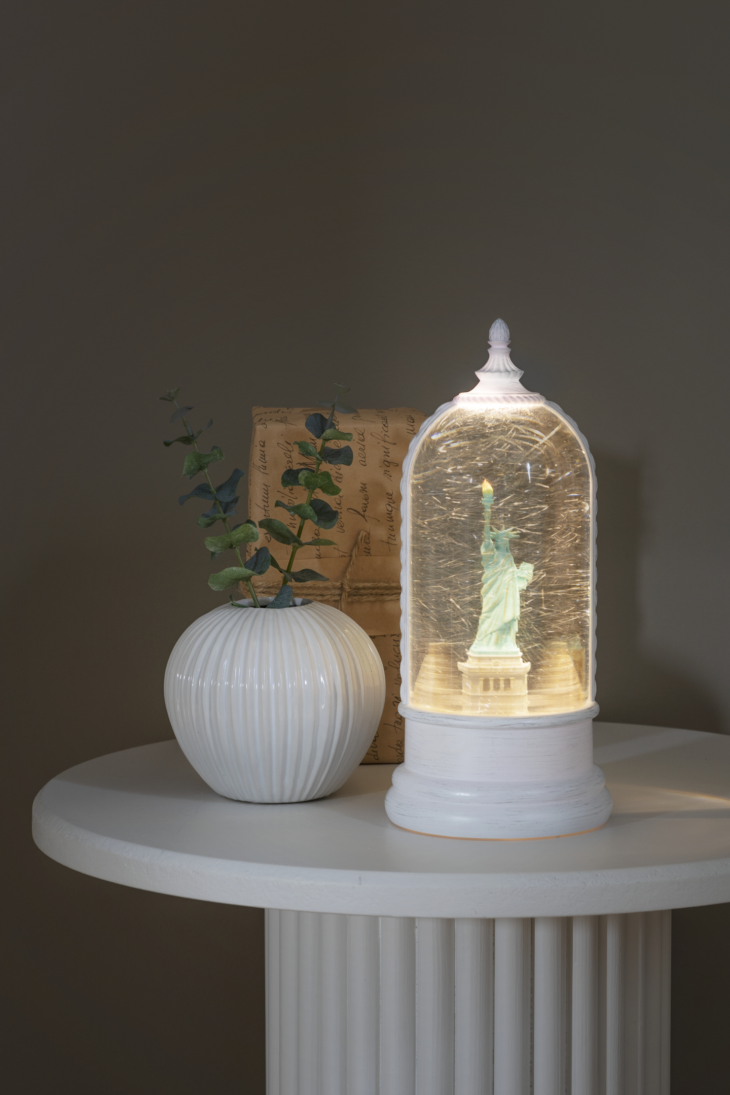 Vesilyhty  Konstsmide Vapaudenpatsas 3XC&USB