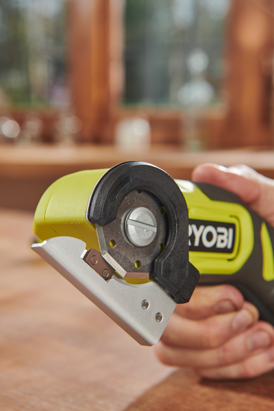 Yleisleikkuri RYOBI RCT4-0 4V USB-Litium-sarja ei akkua