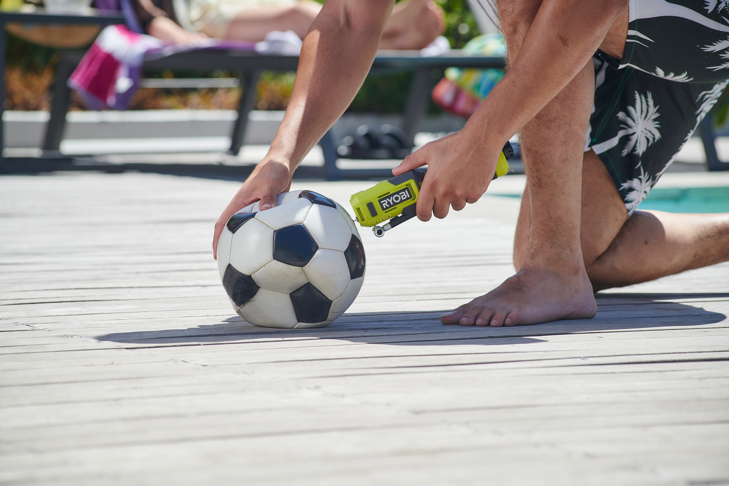 Akkupumppu RYOBI RI4-120G 4V USB-Litium-sarja 2,0Ah akulla