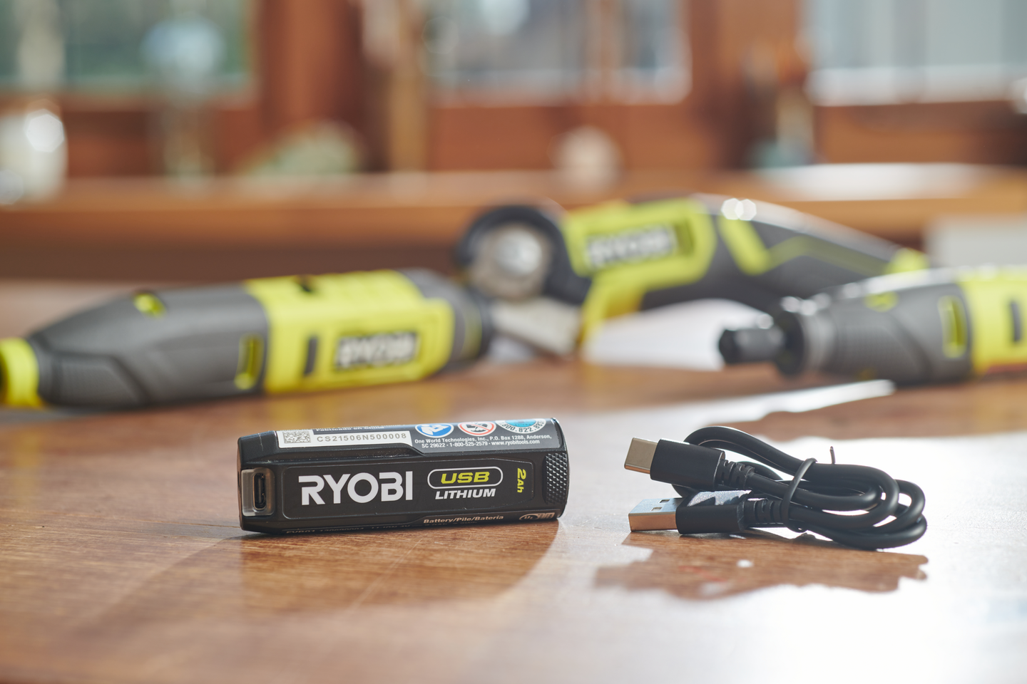 Akku Ryobi RB420 2,0Ah 4V USB Lithium USB-johdolla