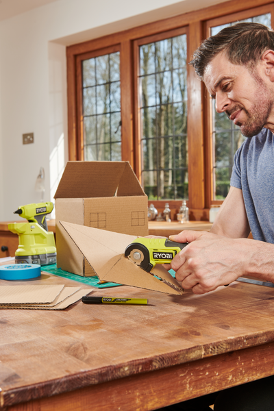 Yleisleikkuri RYOBI RCT4-0 4V USB-Litium-sarja ei akkua