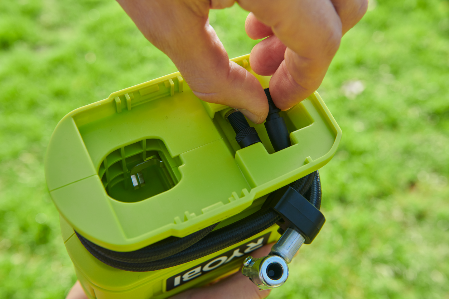 Akkuilmapumppu Ryobi RPI18-0 18V ONE+ runko