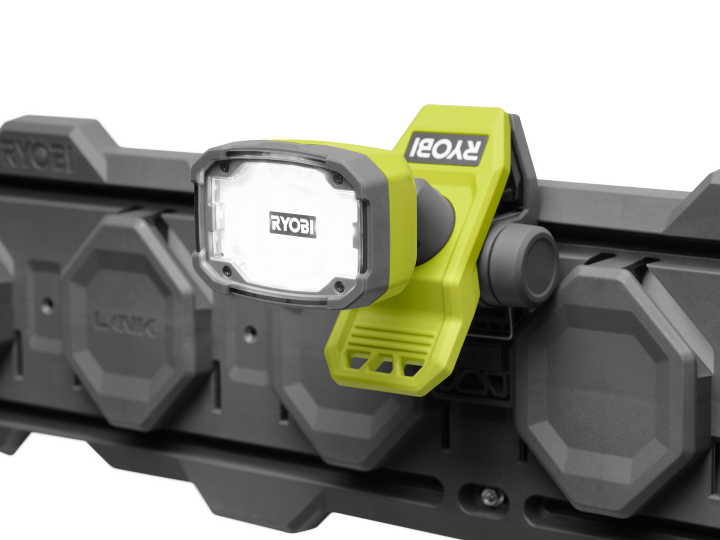 Klipsivalaisin RYOBI RLC4-0 4V USB-Litium-sarja ei akkua