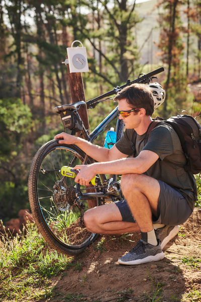 Akkupumppu RYOBI RI4-120G 4V USB-Litium-sarja 2,0Ah akulla