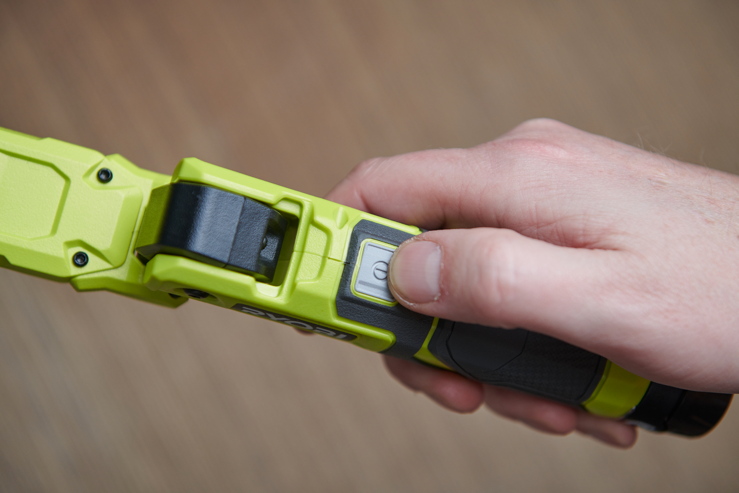 Tarkastusvalaisin RYOBI RLI4-0 4V USB-Litium-sarja ei akkua