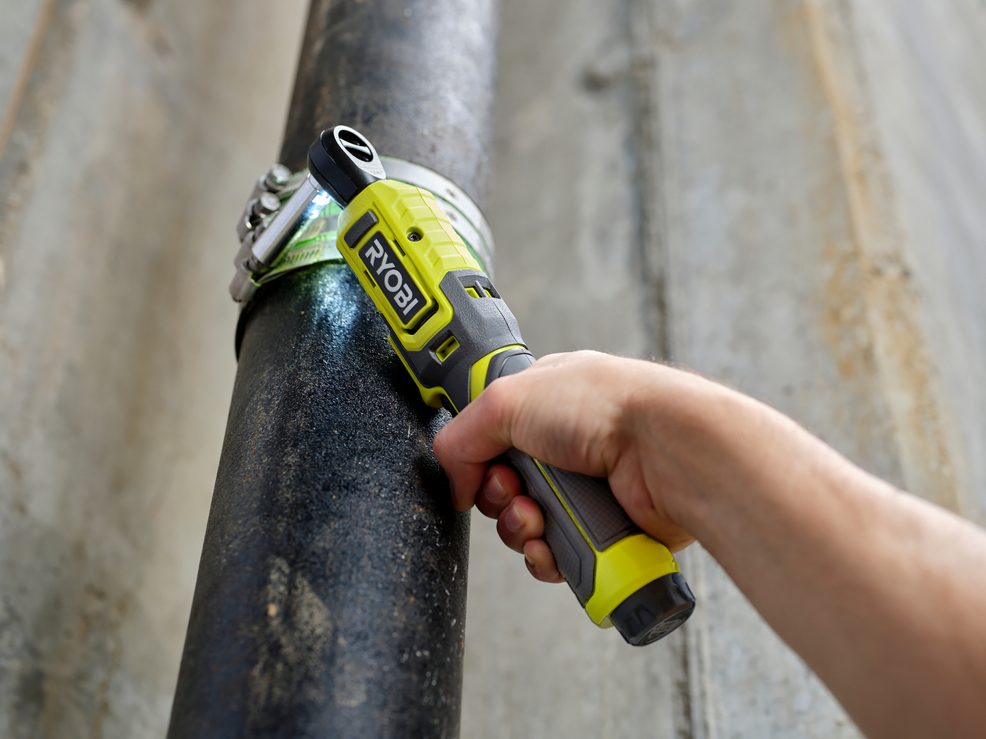 Räikkäväännin RYOBI RR14W4-0 4V 1/4" kara USB-Litium-sarja ei akkua