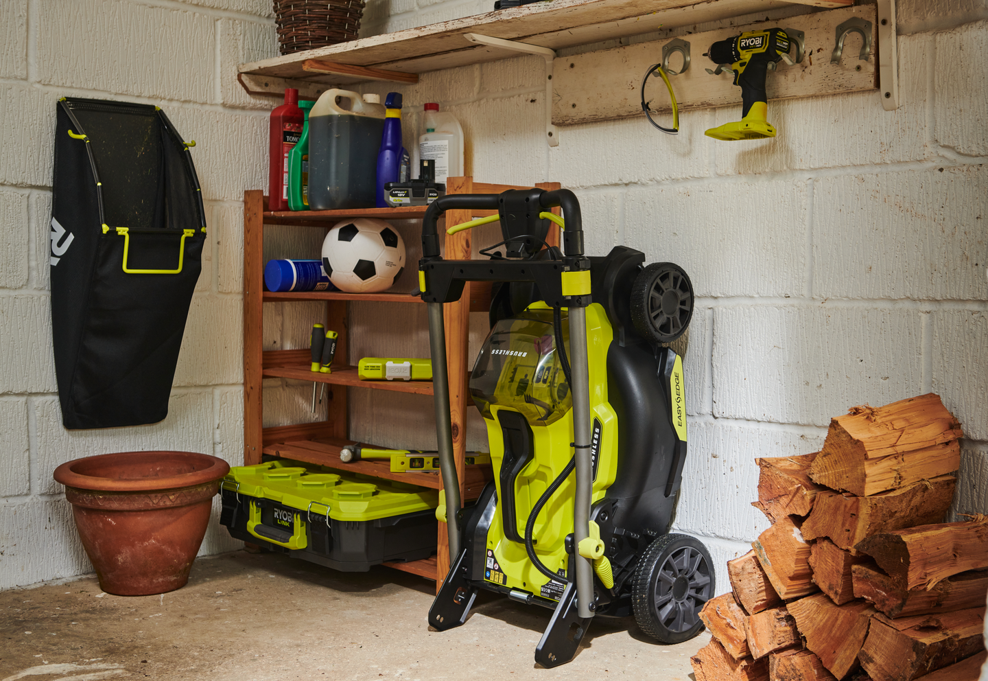 GRÄSKLIPPARE RYOBI RY18LMX40C-240