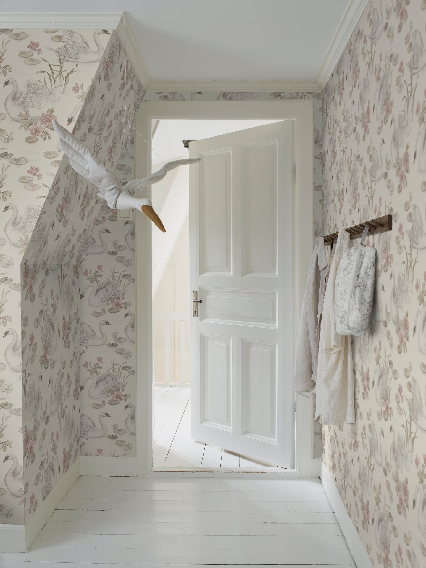 Kuitutapetti Boråstapeter Newbie II 6924 Lily Swan 10,05m
