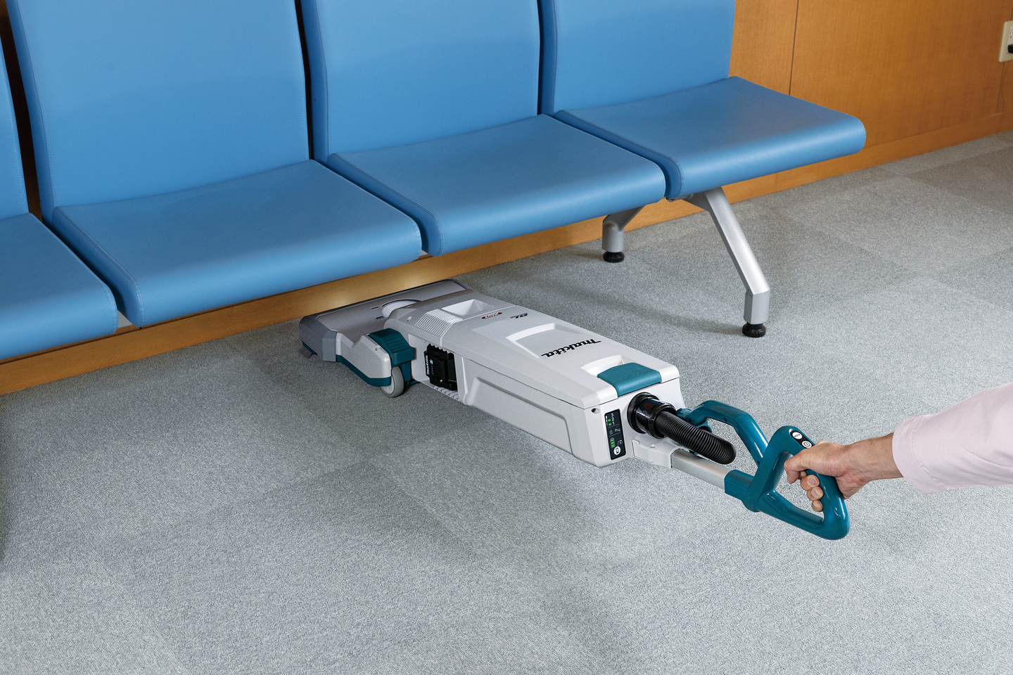 Imuri Makita VC010GZ 40V XGT tamppaava pystymalli runkoversio