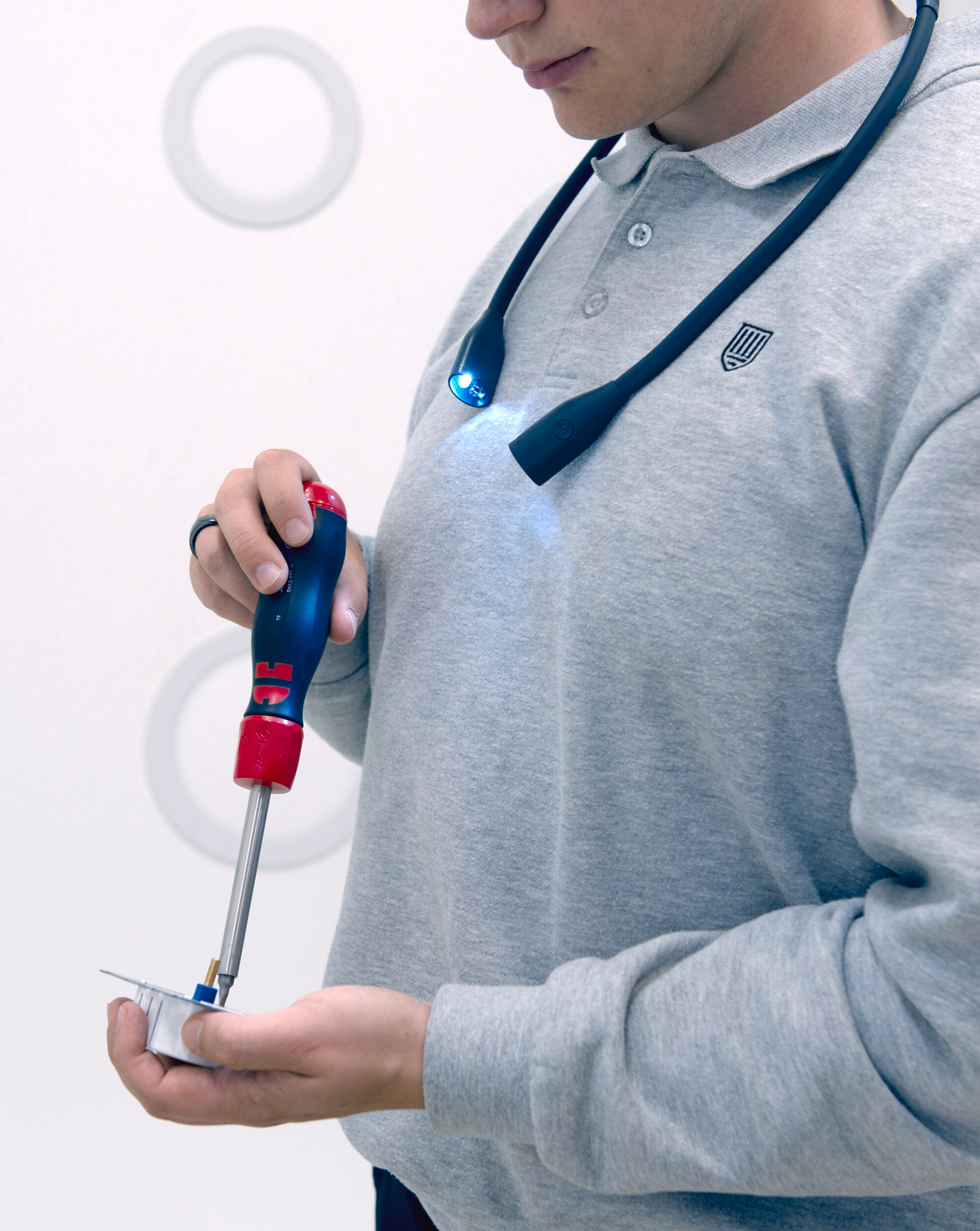 Askartelu- ja korjausvalo Airam