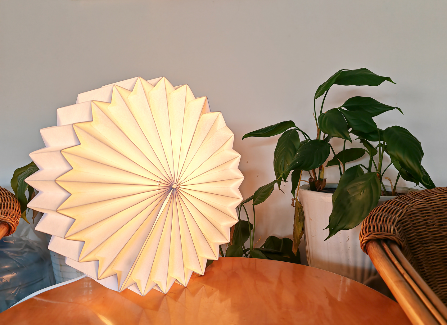 Pöytätähti Cello Vekki 35cm valkoinen