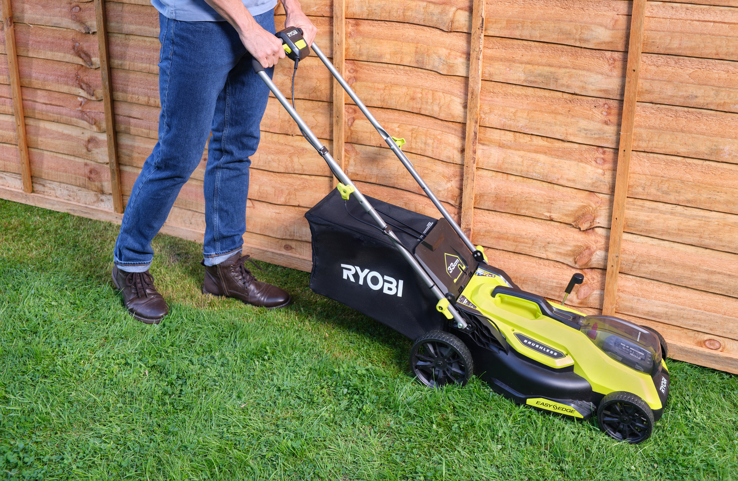 Akkuruohonleikkuri Ryobi RY18LMX33A-0 18V ONE+ runko