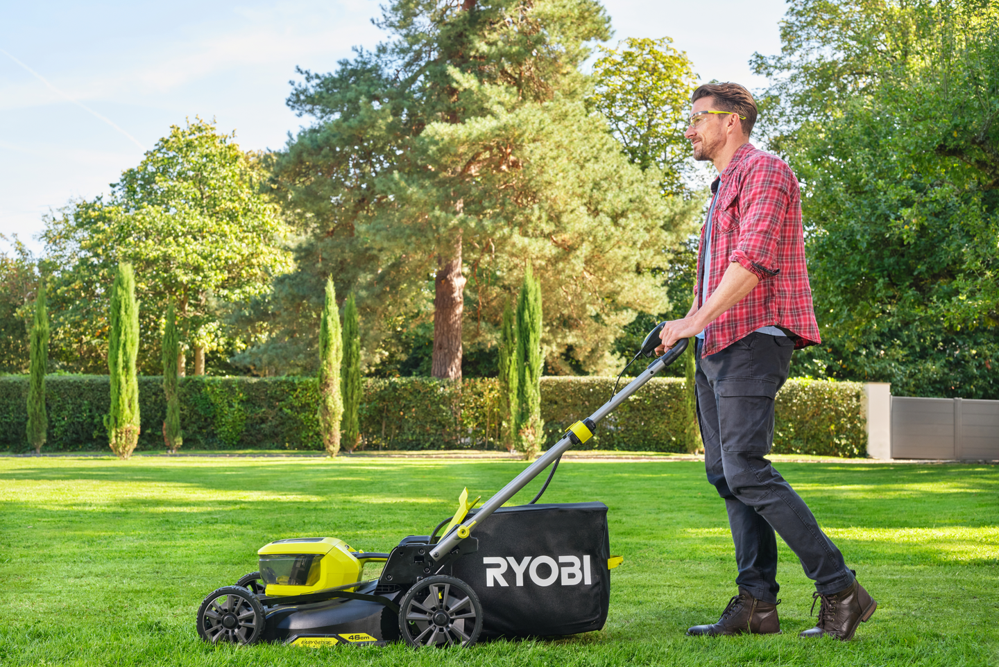 Akkuruohonleikkuri Ryobi RY18LMX46A-250 18V ONE+ 2x5,0Ah