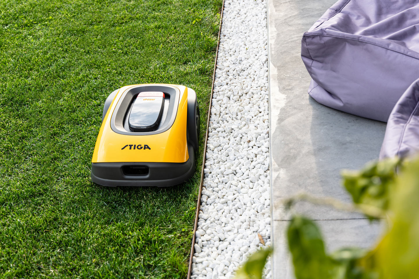 Robottiruohonleikkuri Stiga A 1000